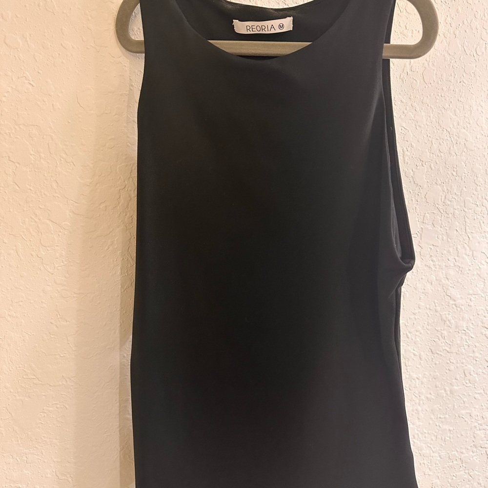 Amazon Black Sleeveless Bodysuit